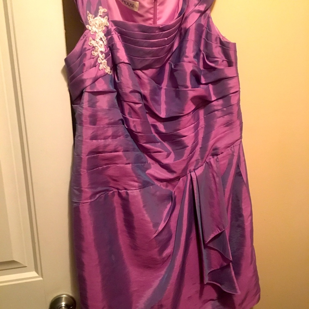 Plus Sleeveless Party Dresss 16/18